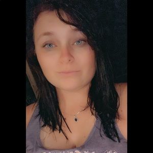 Meet your Posher, Sarrah